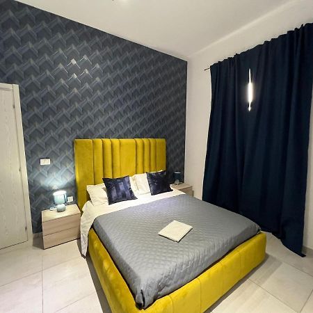 Ferienwohnung Sky House Luxury Neapel Exterior foto