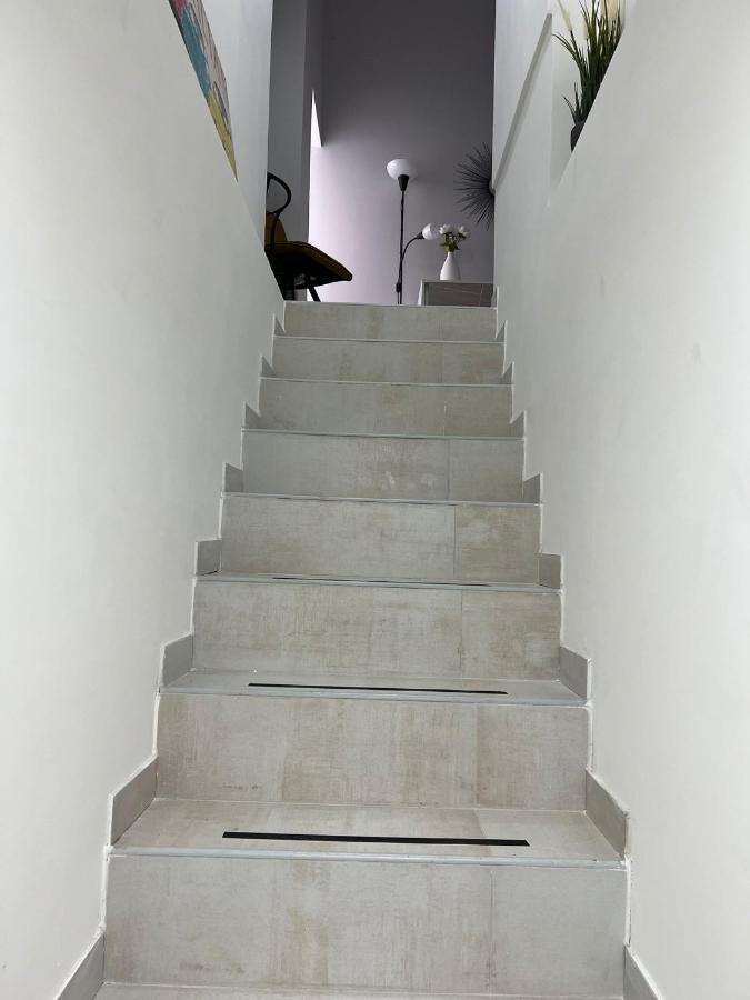 Ferienwohnung Sky House Luxury Neapel Exterior foto