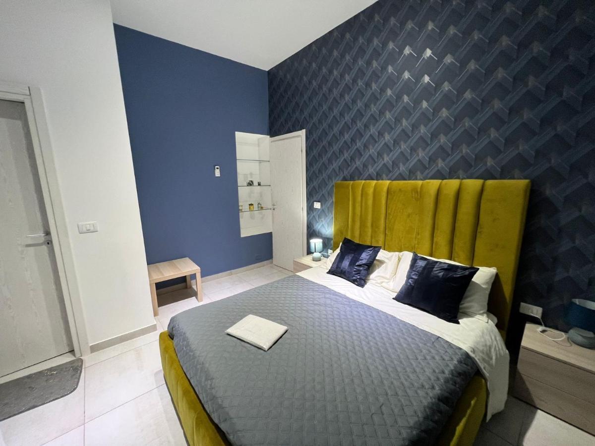 Ferienwohnung Sky House Luxury Neapel Exterior foto